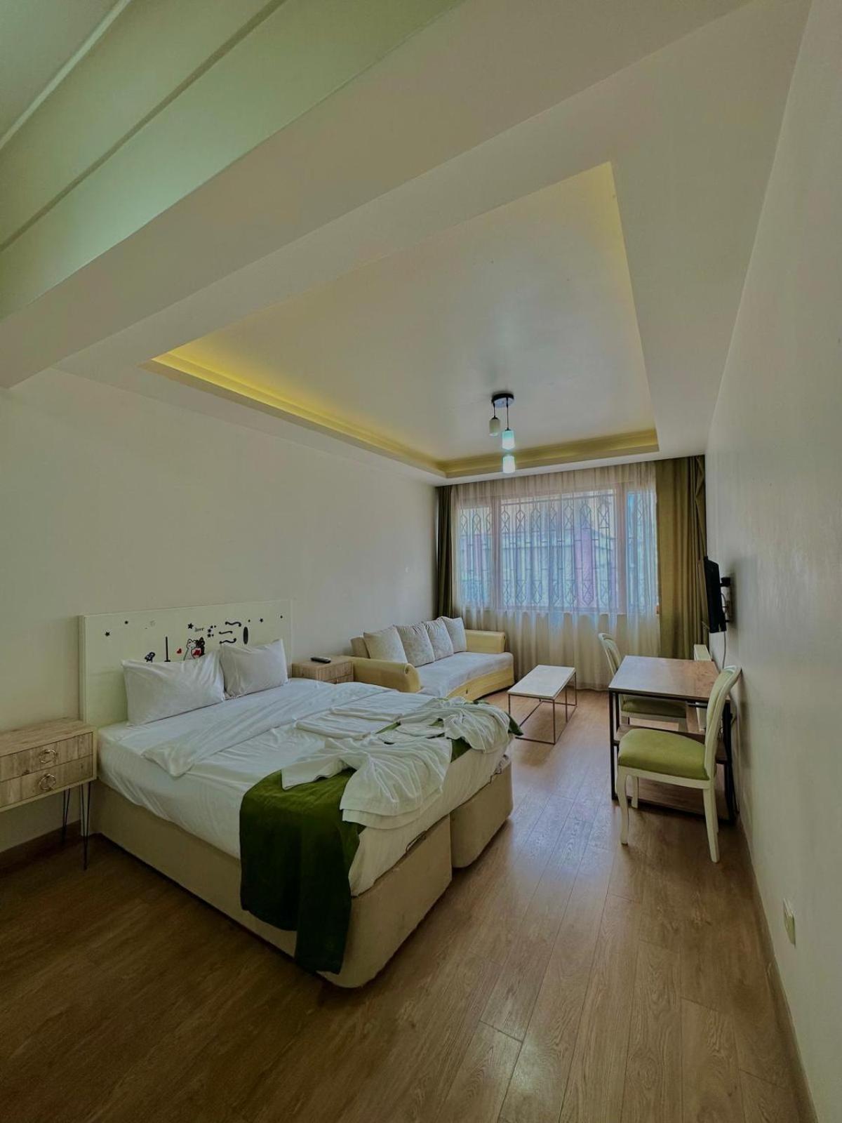 Taksim Daylif Hotel Istanboel Buitenkant foto